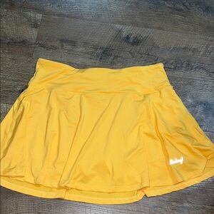 Baleaf Bright Yellow Athletic Skirt Size Large